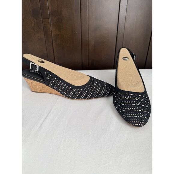 NWT Almond-Toe Slingback Wedge Sandals (Tamia Slingback Wedge Pro) Women Size 9 - Picture 2 of 6